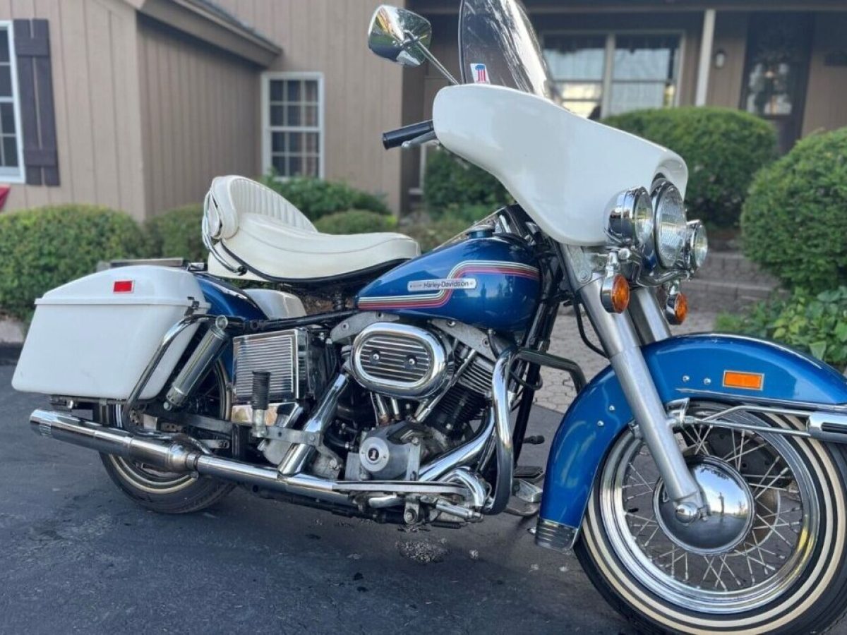 1975 Harley-Davidson FLH Electra Glide Shovelhead motorcycle